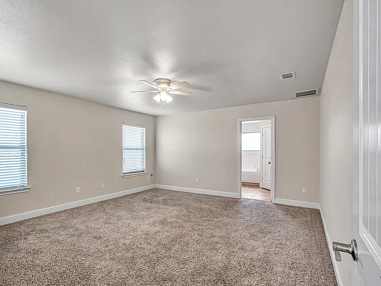 6113 Mile High Ln — Photo 20