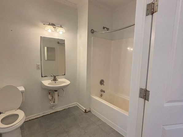 22 Attorney St #C, Hempstead, NY