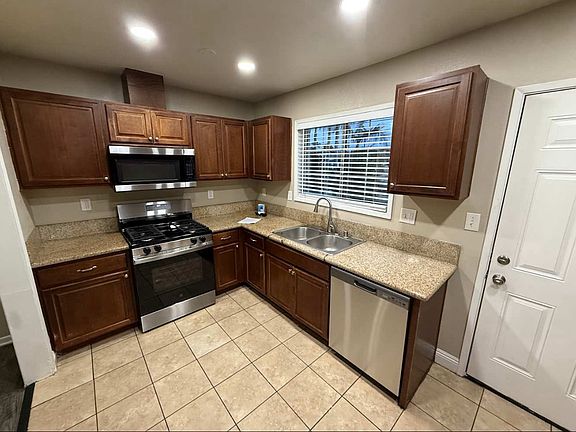 3rd image of 7108 De Palma St #1