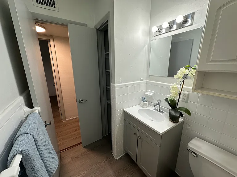 Bathroom Bathroom