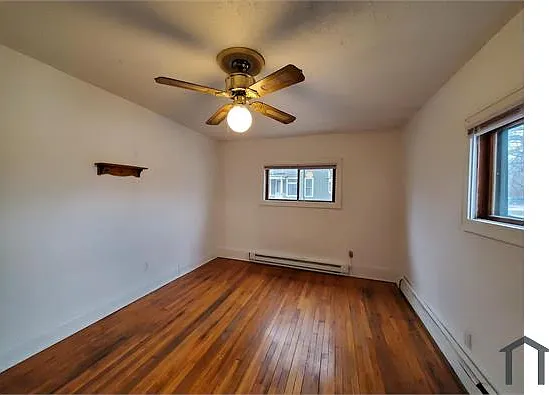 220 N Hamilton St — Photo 16