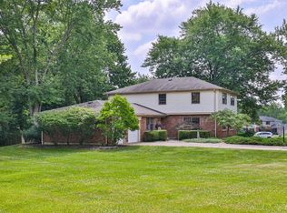 2740 Whitehouse Ln, Cincinnati, OH 45244