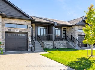 732 Clarence St, Pt Colborne, ON L3K3G3