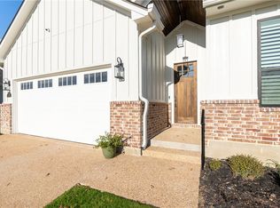 3010 Cadet Cir, Bryan, TX 77807