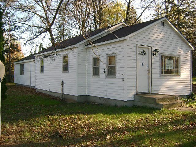 2nd image of 351 W Oak St