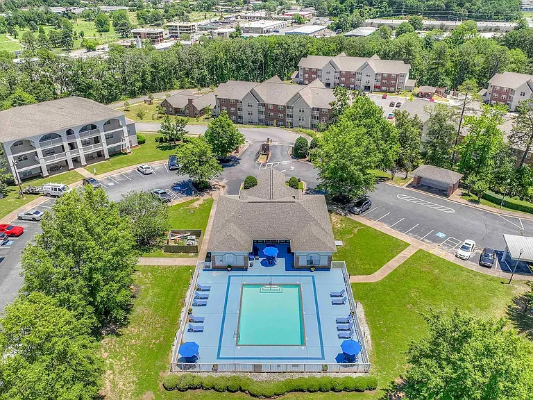 Parham Pointe — Photo 7