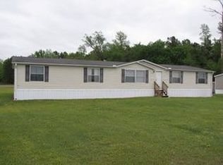 5976 Stantonsburg Rd, Farmville, NC 27828