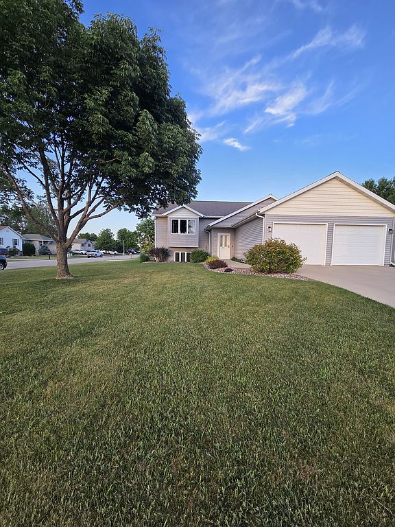 902 Nancy Ct SW - Property Image