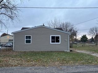 3128 W Humboldt St, Peoria, IL 61605