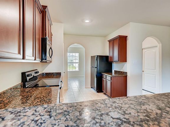 4th image of 21342 Timberland Field Dr
