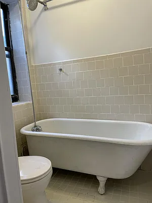 Rented by Manhattan Flats | media 1