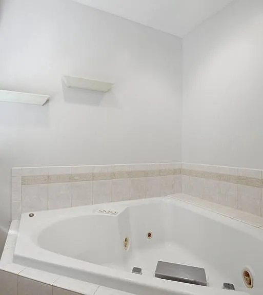 9369 Tovito Dr — Photo 19
