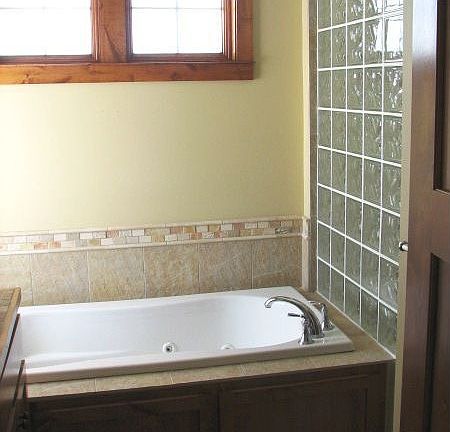 5th image of 862 Dorwin Rd