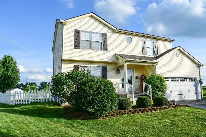 1st image of 333 Waterford Dr