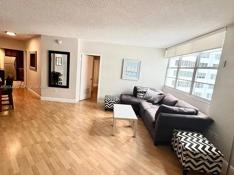 905 Brickell Bay Dr #1422 — Photo 16