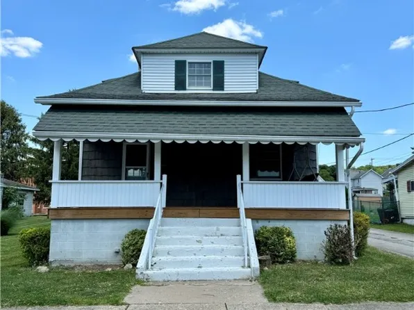 411 Vine St, Connellsville, PA 15425