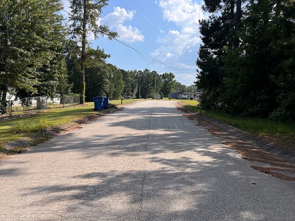 2nd image of 1054 Nathan Jones Rd
