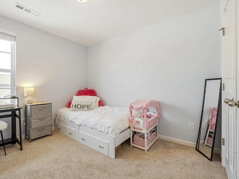 409 Oldbury Ln — Photo 24