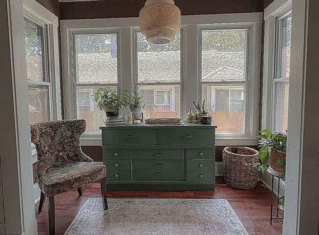 4 bed, 1.0 bath, $3,400 — Photo 4