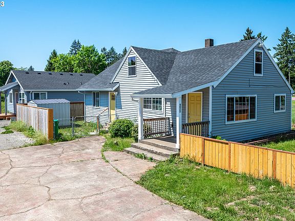 2nd image of 5025 SE 118th Ave