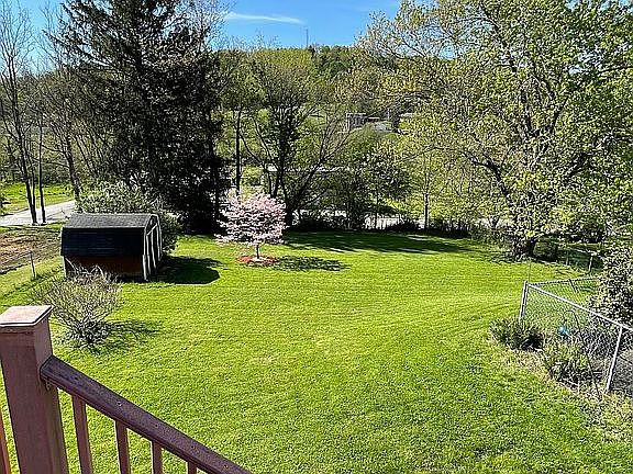 4th image of 730 Sagamore Dr