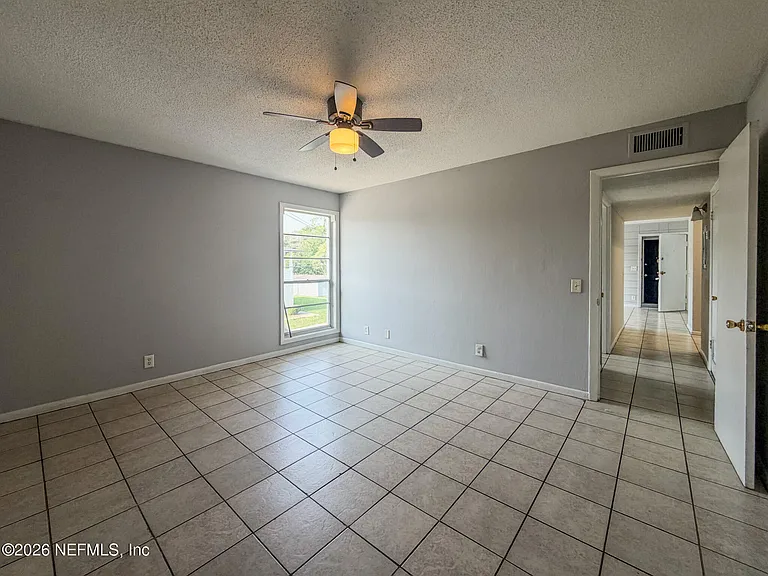 1124 Woodruff Ave #3 — Photo 11