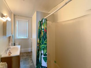 325 N Gilbert St #1/2, Iowa City, IA 52245