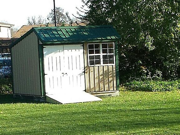 4th image of 2802 Greenwood Acres Dr