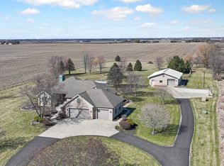 5503 W 8000n Rd, Manteno, IL 60950