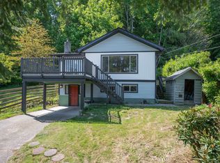 642 Gower Point Rd, Gibsons, BC V0N1V8