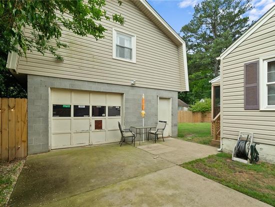 628 Sedgefield Dr, Newport News, VA 23605