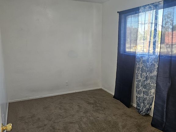 4th image of 919 E 92nd St #1