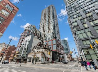 108 Peter St #2206, Toronto, ON M5V 0W2