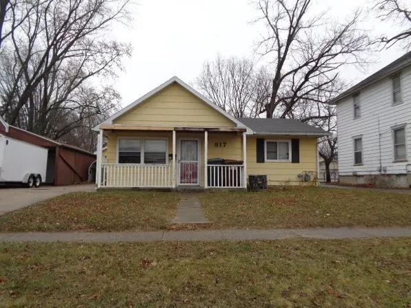 817 Blackhawk Blvd, South Beloit, IL 61080