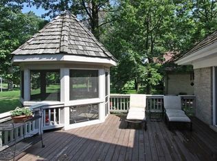 36 Graystone Ln, North Barrington, IL