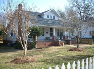 305 S Market St, Madison, NC 27025
