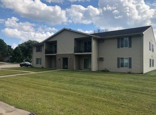 469 Gibbs St UNIT 5, Prescott, WI 54021