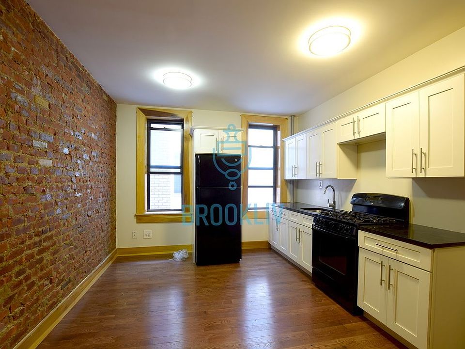 1st image of 21 E 21st St APT 6C