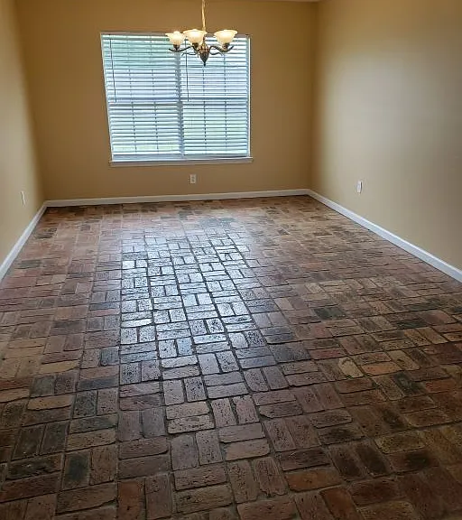 11264 Shorecrest Rd — Photo 5