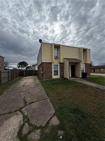 Building Photo - 9002 Morrison Rd