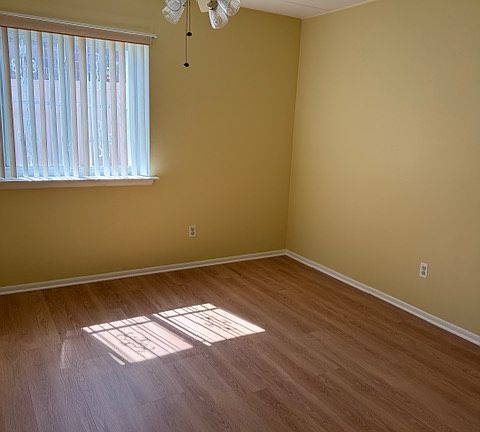 3rd image of 10113 Verree Rd