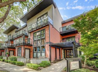 630 Speed Ave #307, Victoria, BC V8Z1A4