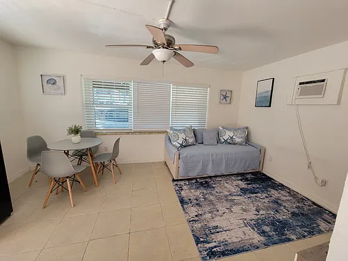 13733 Gulf Blvd #2 Photo 1