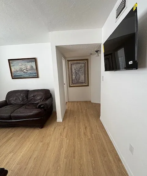 108 Myakka Dr #A — Photo 4