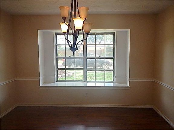 4th image of 4006 Chile Dr