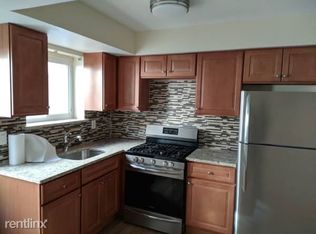 6124 172nd St, Fresh Meadows, NY 11365