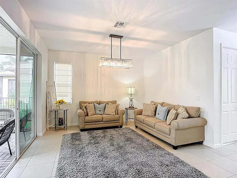 11931 SW Crestwood Cir — Photo 13