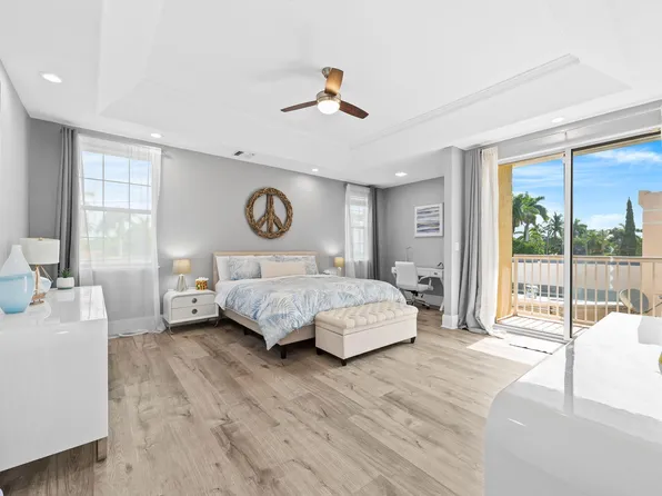 919 Hollywood Boulevard, Hollywood, FL 33019