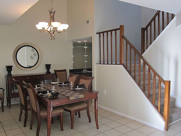 Vaulted ceiling DR