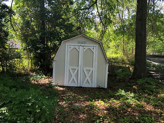 storage shed/playhouse
